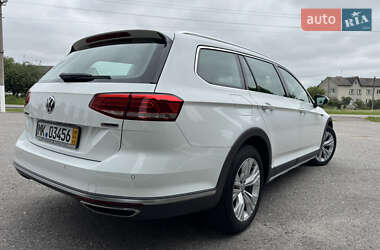 Універсал Volkswagen Passat Alltrack 2018 в 