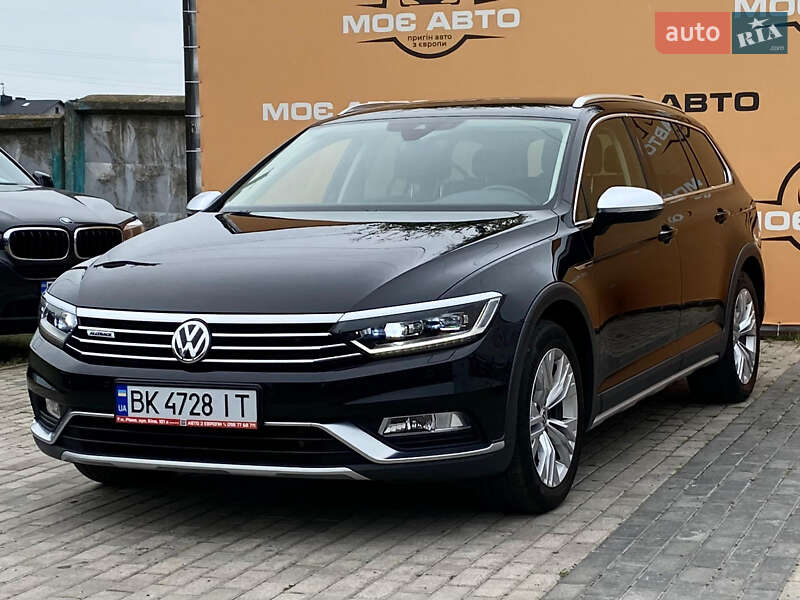 Универсал Volkswagen Passat Alltrack 2018 в 
