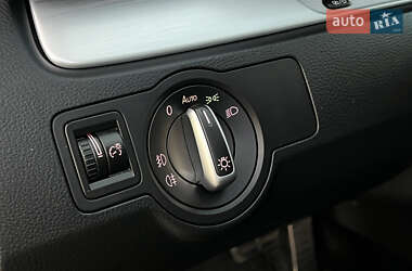 Универсал Volkswagen Passat Alltrack 2014 в 