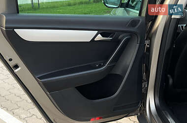 Универсал Volkswagen Passat Alltrack 2014 в 