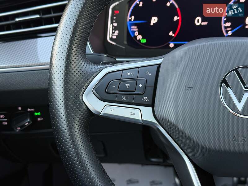 Универсал Volkswagen Passat Alltrack 2020 в Луцке