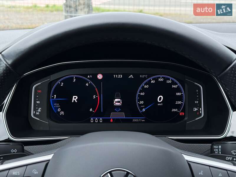 Универсал Volkswagen Passat Alltrack 2020 в Луцке