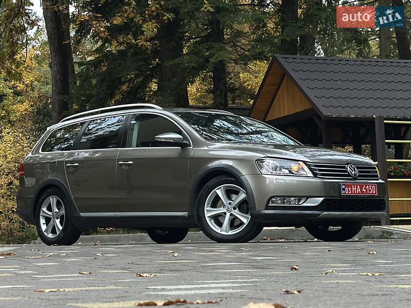Универсал Volkswagen Passat Alltrack 2014 в Дрогобыче