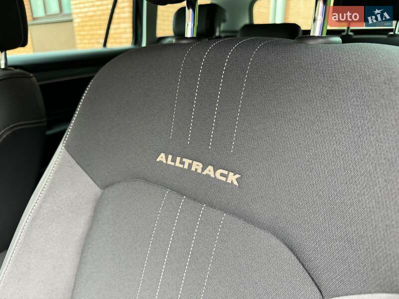 Универсал Volkswagen Passat Alltrack 2023 в Киеве фото 27 Универсал Volkswagen Passat Alltrack 2023 в Киеве
