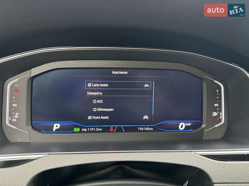 Универсал Volkswagen Passat Alltrack 2023 в Киеве фото 36 Универсал Volkswagen Passat Alltrack 2023 в Киеве