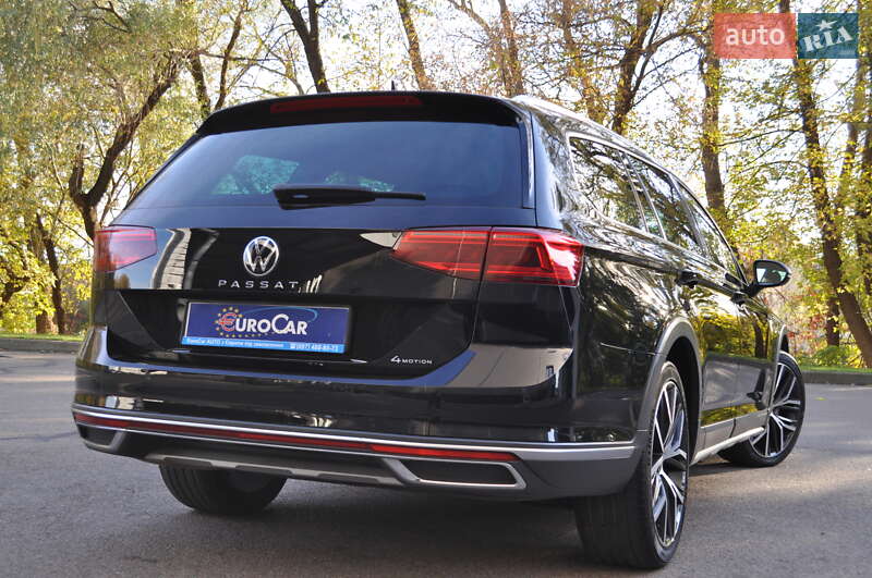 Универсал Volkswagen Passat Alltrack 2022 в Киеве