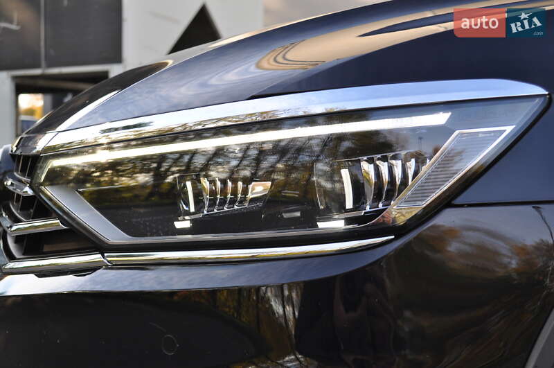 Универсал Volkswagen Passat Alltrack 2022 в Киеве