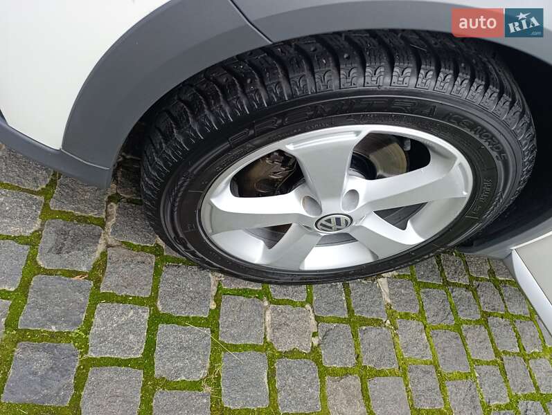 Універсал Volkswagen Passat Alltrack 2014 в Житомирі