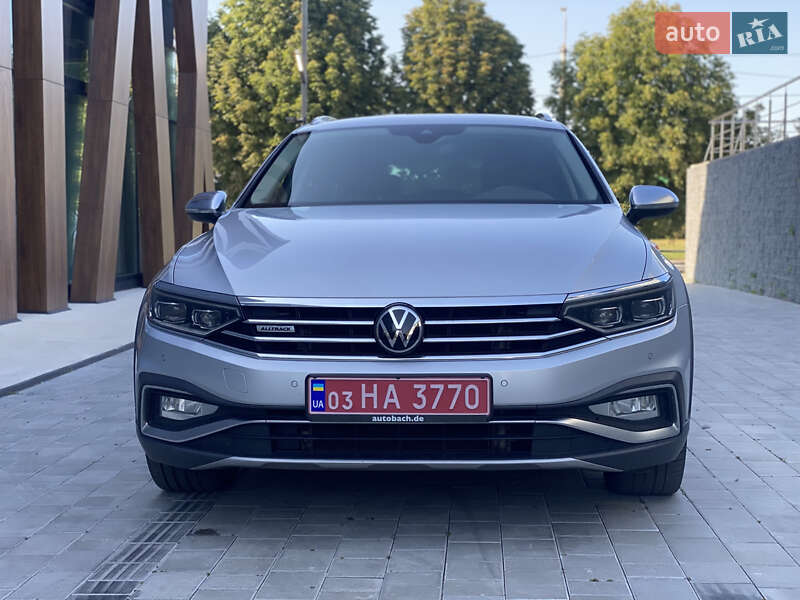 Универсал Volkswagen Passat Alltrack 2021 в Луцке