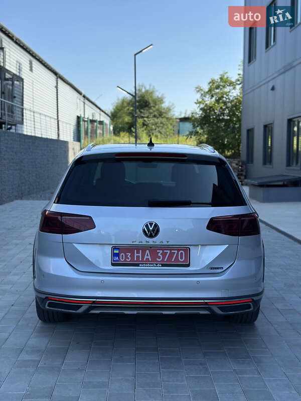 Универсал Volkswagen Passat Alltrack 2021 в Луцке