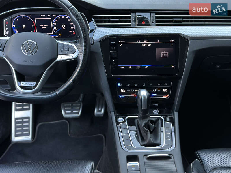 Универсал Volkswagen Passat Alltrack 2021 в Луцке