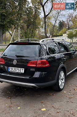 Универсал Volkswagen Passat Alltrack 2012 в 