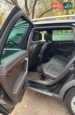 Универсал Volkswagen Passat Alltrack 2012 в 