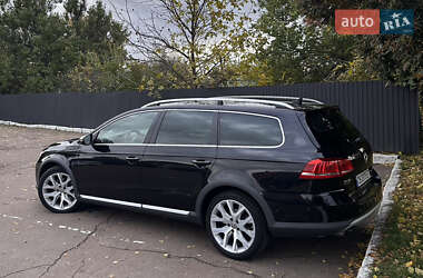 Универсал Volkswagen Passat Alltrack 2012 в 