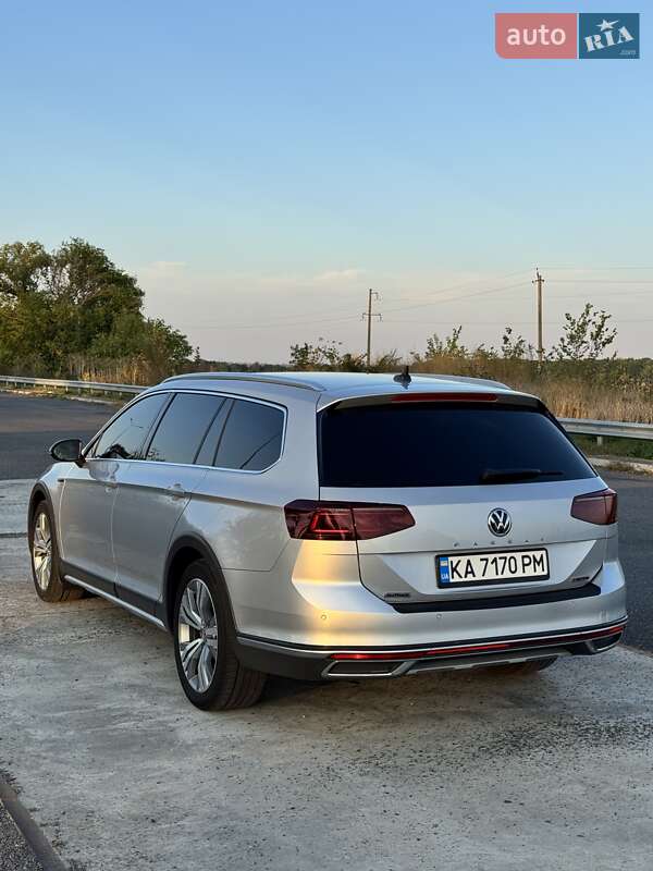 Універсал Volkswagen Passat Alltrack 2019 в Києві