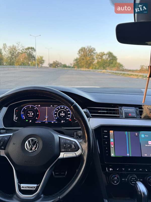 Універсал Volkswagen Passat Alltrack 2019 в Києві