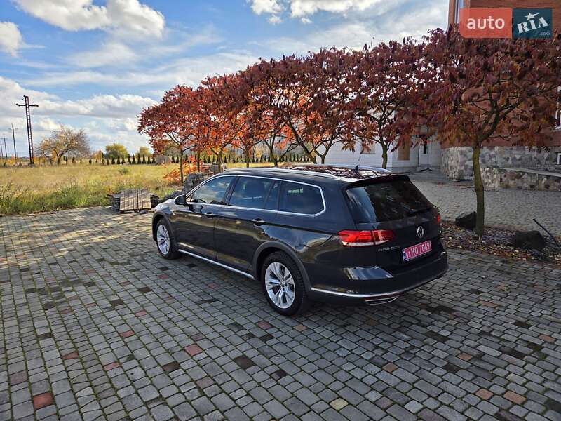 Універсал Volkswagen Passat Alltrack 2018 в Нововолинську