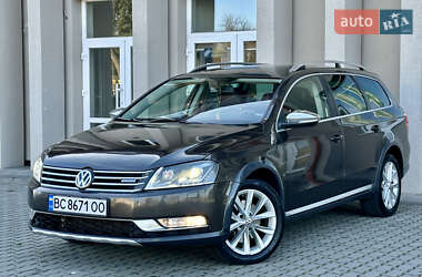 Універсал Volkswagen Passat Alltrack 2013 в Дрогобичі