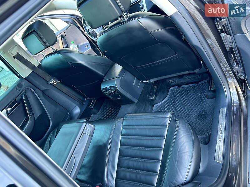 Универсал Volkswagen Passat Alltrack 2013 в Дрогобыче