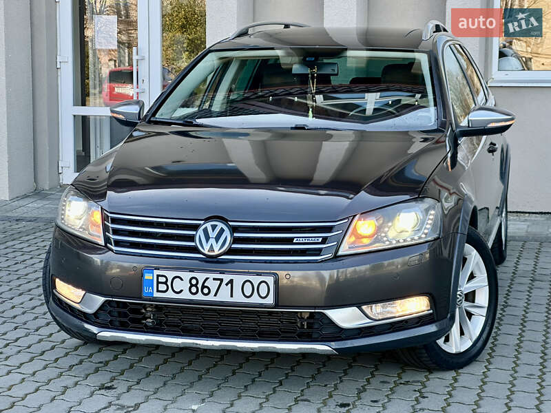 Универсал Volkswagen Passat Alltrack 2013 в Дрогобыче