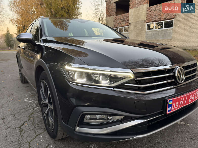 Універсал Volkswagen Passat Alltrack 2019 в Рівному
