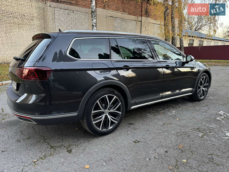 Універсал Volkswagen Passat Alltrack 2019 в Рівному