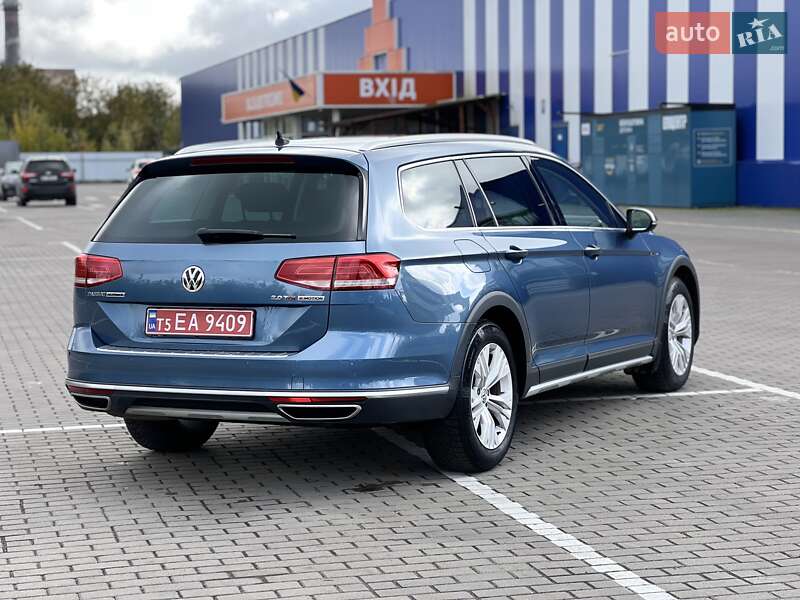 Универсал Volkswagen Passat Alltrack 2017 в Дубно