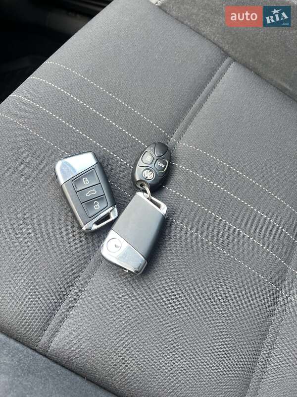 Универсал Volkswagen Passat Alltrack 2017 в Дубно