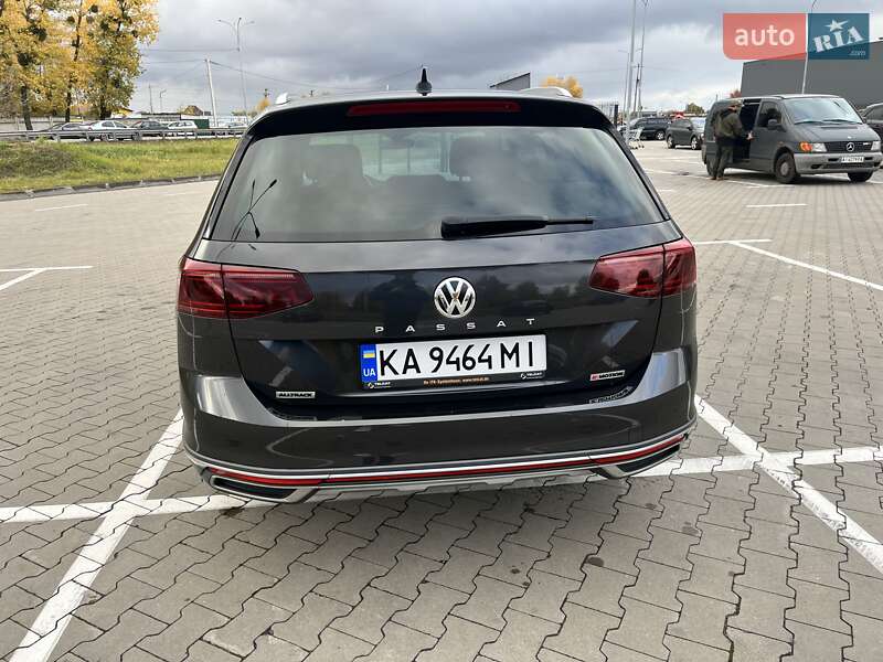 Універсал Volkswagen Passat Alltrack 2019 в Києві