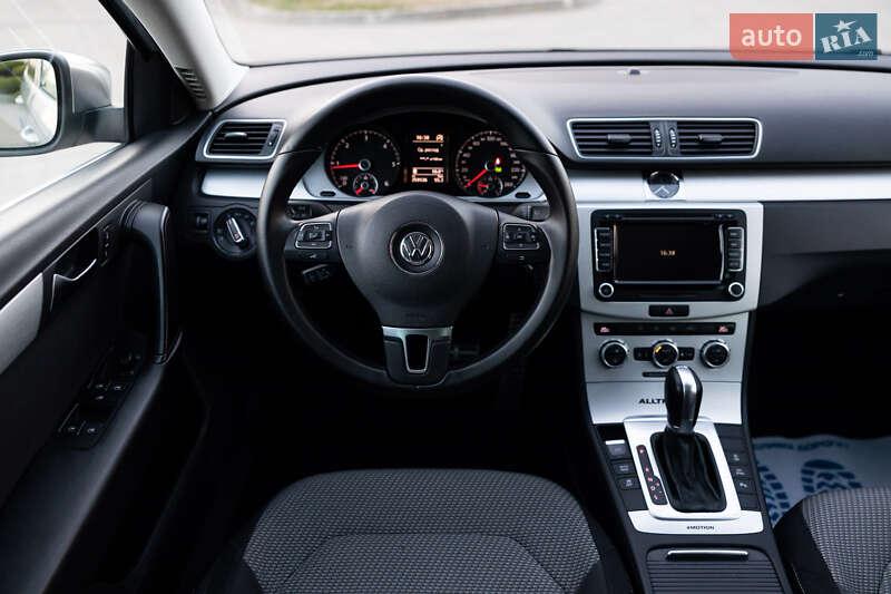 Универсал Volkswagen Passat Alltrack 2014 в Луцке