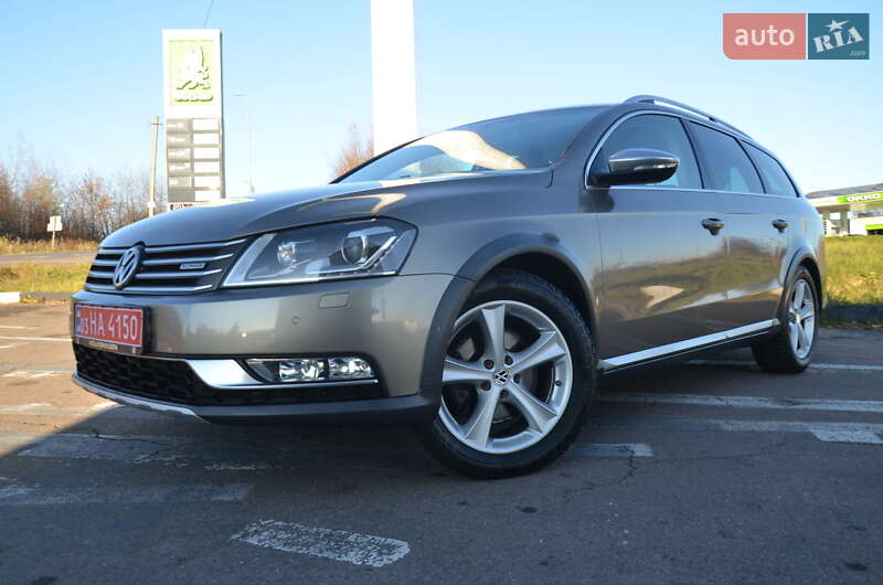 Универсал Volkswagen Passat Alltrack 2014 в Дрогобыче