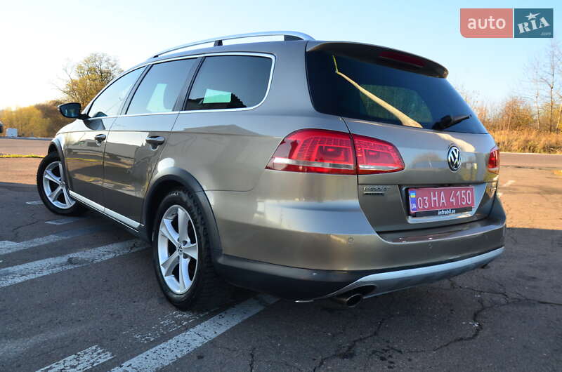 Универсал Volkswagen Passat Alltrack 2014 в Дрогобыче