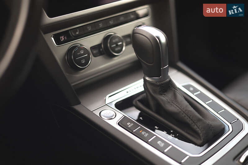 Универсал Volkswagen Passat Alltrack 2017 в Львове