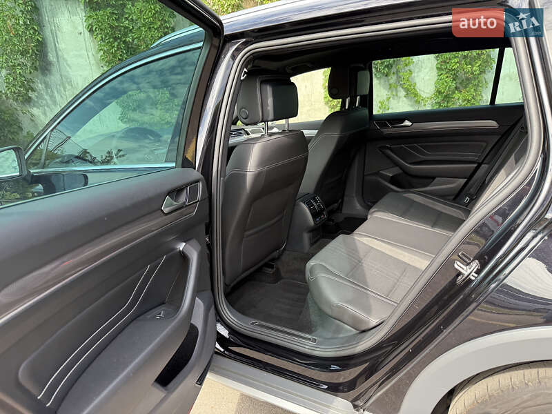 Универсал Volkswagen Passat Alltrack 2020 в Ровно фото 40 Универсал Volkswagen Passat Alltrack 2020 в Ровно