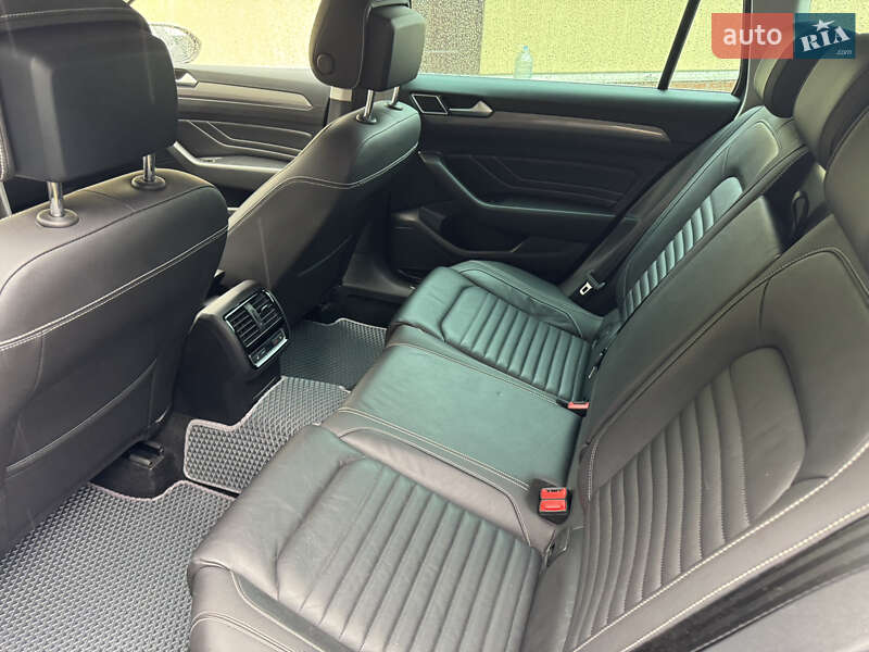 Универсал Volkswagen Passat Alltrack 2020 в Киеве фото 7 Универсал Volkswagen Passat Alltrack 2020 в Киеве