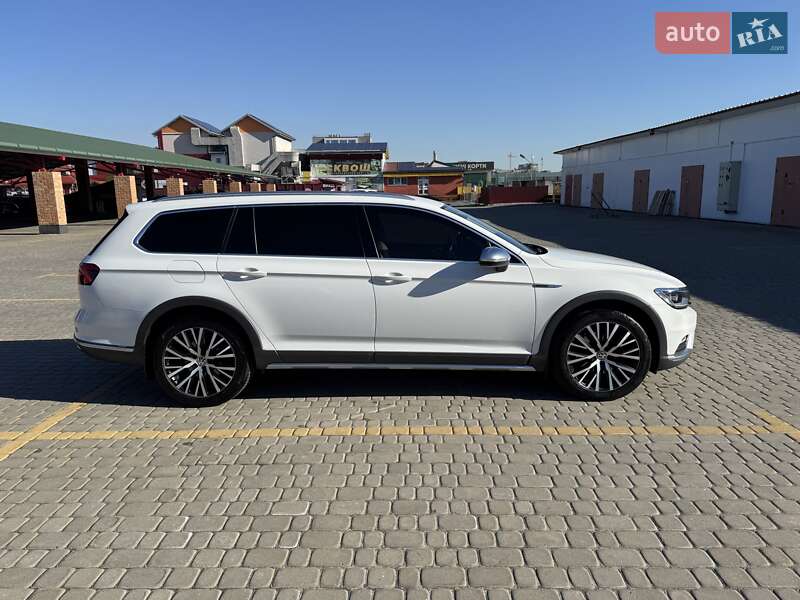 Універсал Volkswagen Passat Alltrack 2018 в Львові фото 5 Універсал Volkswagen Passat Alltrack 2018 в Львові