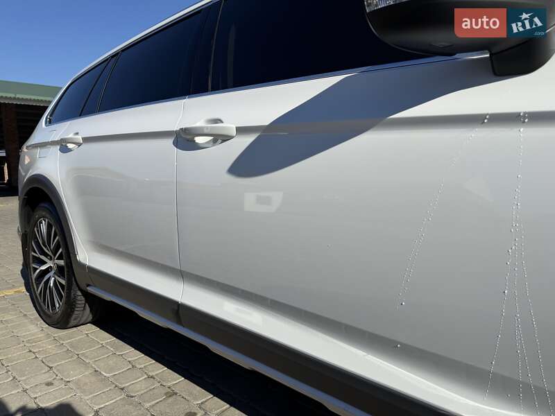Універсал Volkswagen Passat Alltrack 2018 в Львові фото 19 Універсал Volkswagen Passat Alltrack 2018 в Львові