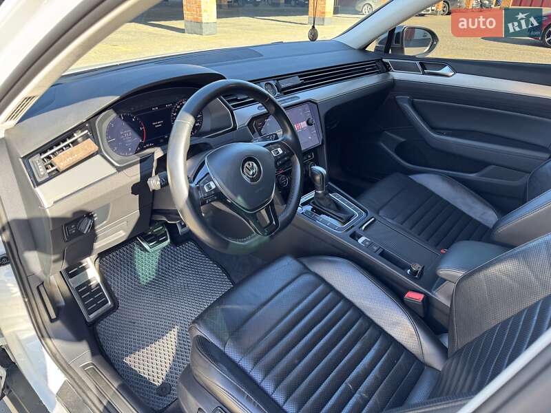 Універсал Volkswagen Passat Alltrack 2018 в Львові фото 25 Універсал Volkswagen Passat Alltrack 2018 в Львові