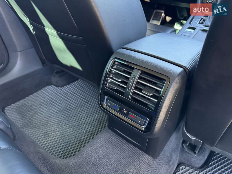 Універсал Volkswagen Passat Alltrack 2018 в Львові фото 42 Універсал Volkswagen Passat Alltrack 2018 в Львові
