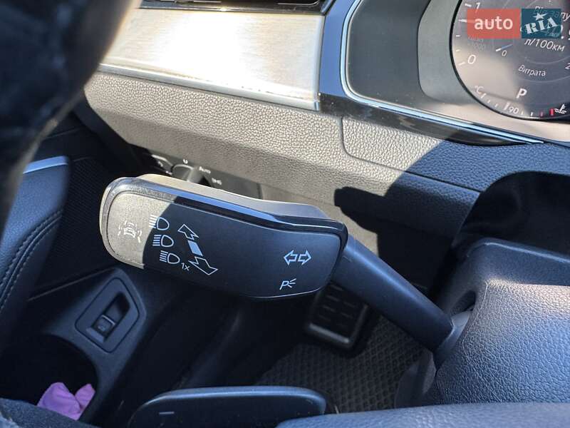 Універсал Volkswagen Passat Alltrack 2018 в Львові фото 60 Універсал Volkswagen Passat Alltrack 2018 в Львові
