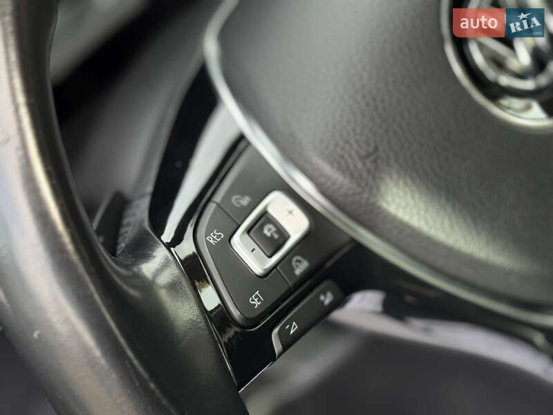 Универсал Volkswagen Passat Alltrack 2018 в Львове