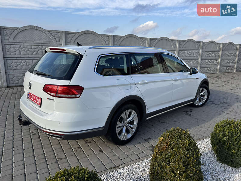 Универсал Volkswagen Passat Alltrack 2018 в Дубно