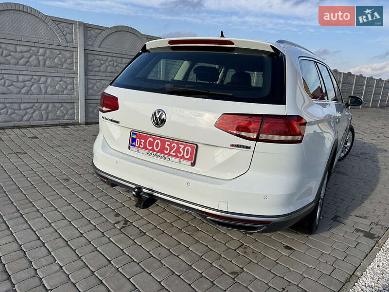 Универсал Volkswagen Passat Alltrack 2018 в Дубно