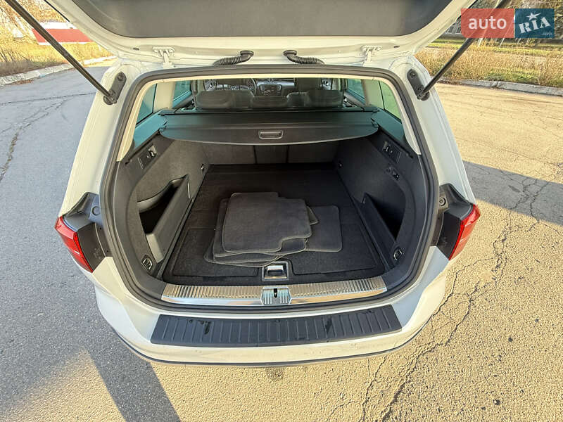 Универсал Volkswagen Passat Alltrack 2016 в Миргороде
