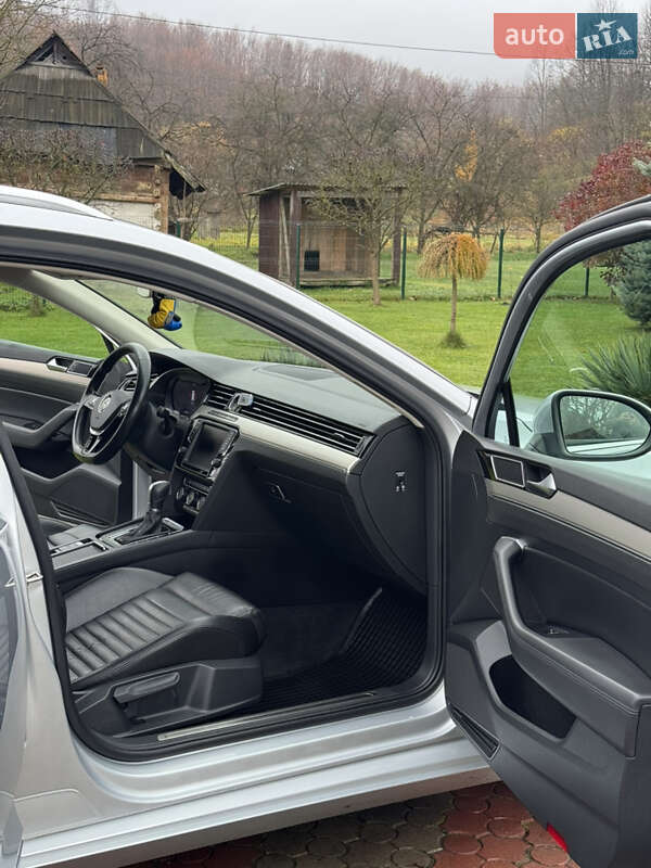 Универсал Volkswagen Passat Alltrack 2015 в Коломые