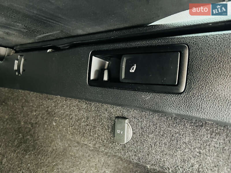 Универсал Volkswagen Passat Alltrack 2020 в Киеве фото 64 Универсал Volkswagen Passat Alltrack 2020 в Киеве