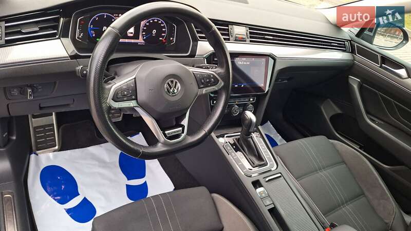 Универсал Volkswagen Passat Alltrack 2020 в Коломые