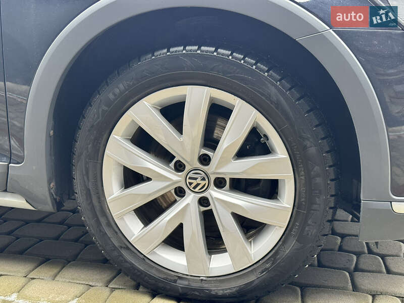Універсал Volkswagen Passat Alltrack 2019 в Чернівцях