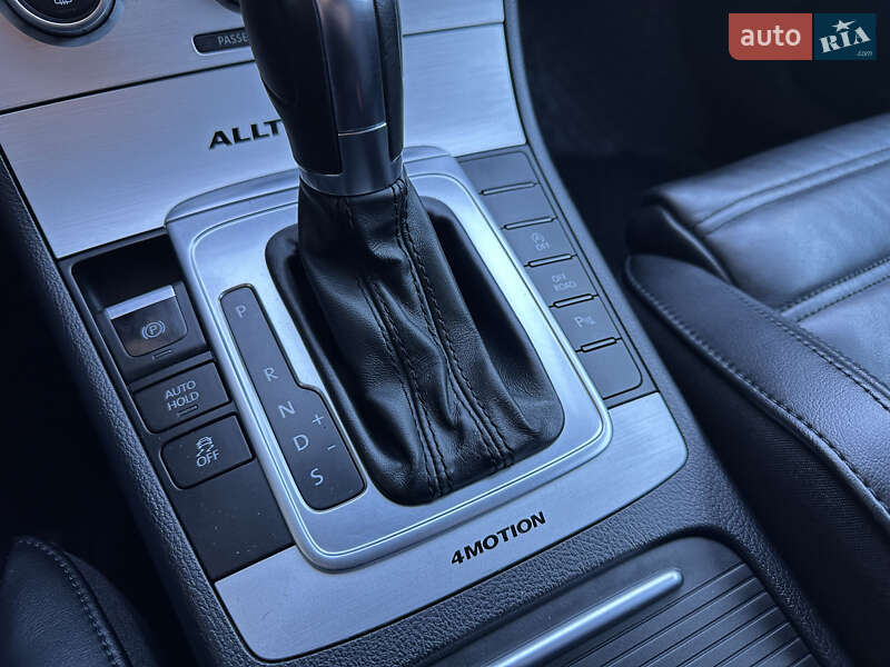 Универсал Volkswagen Passat Alltrack 2014 в Львове