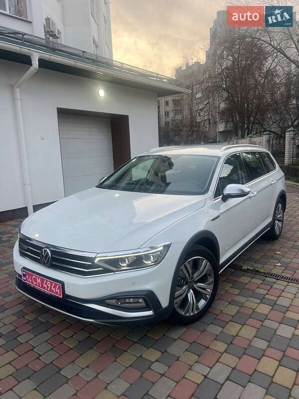Универсал Volkswagen Passat Alltrack 2022 в Черкассах